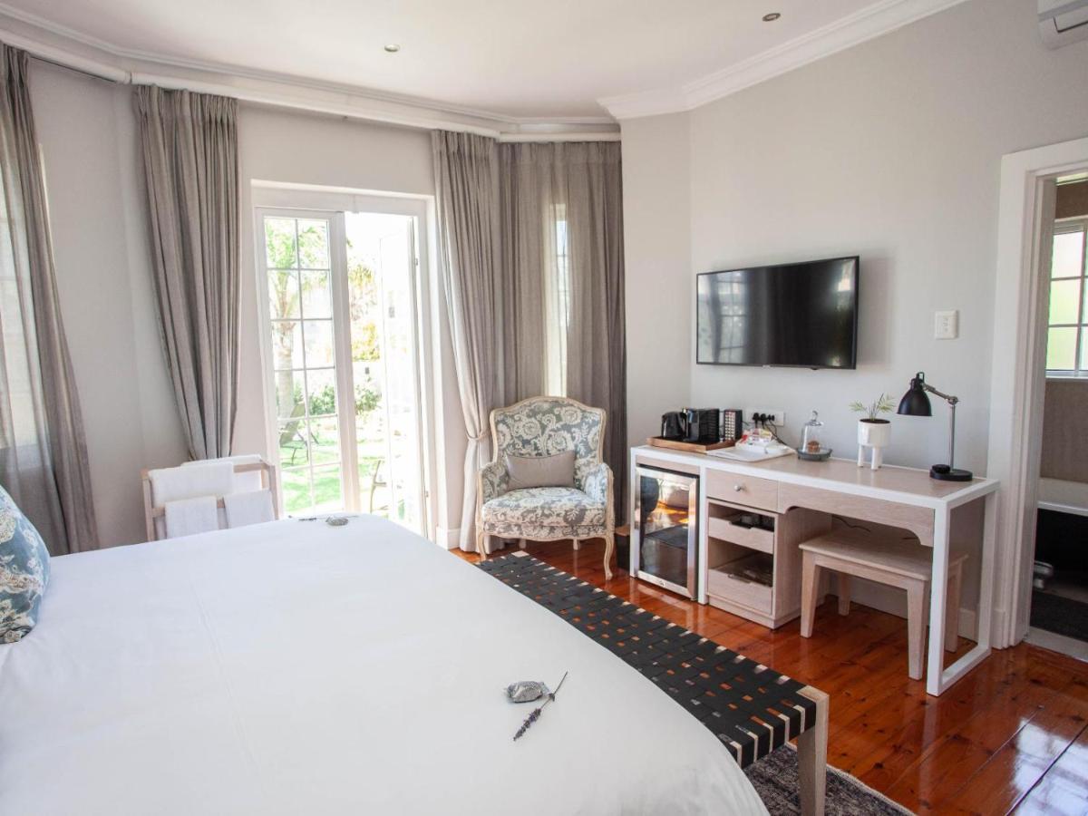 No 4 Boutique Beach House Порт-Элизабет Экстерьер фото