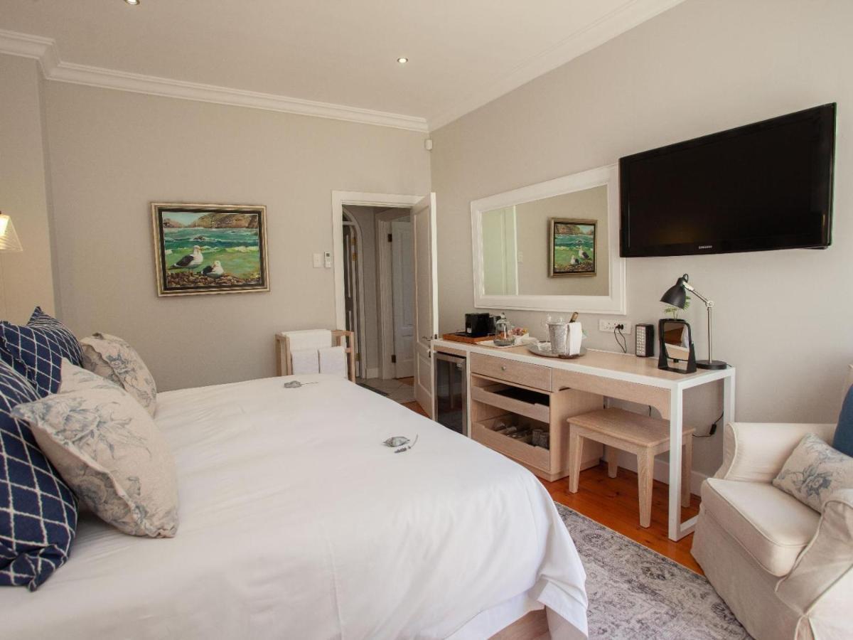 No 4 Boutique Beach House Порт-Элизабет Экстерьер фото
